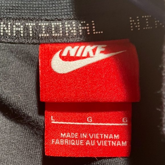 Nike Black and Gray Ombre Bomber Jacket Size Large - Picture 3 of 3